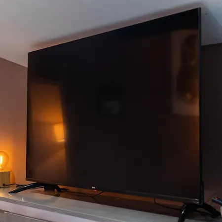 Apartment Modern Located In Cannes
