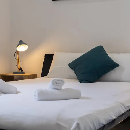 Modern Located In شقة كان
